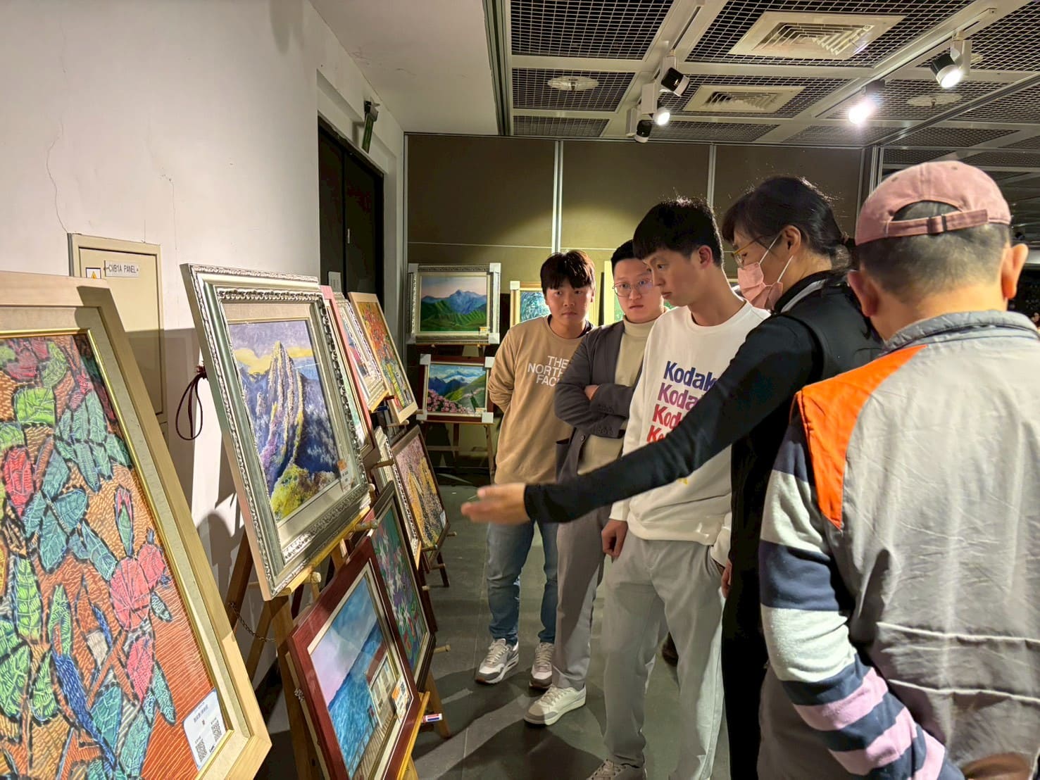 LINE_ALBUM_2026124_260128_14