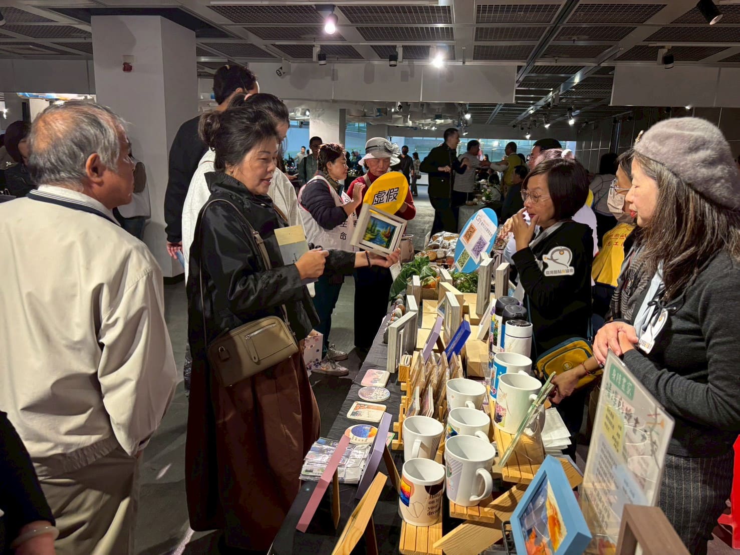 LINE_ALBUM_2026124_260128_28