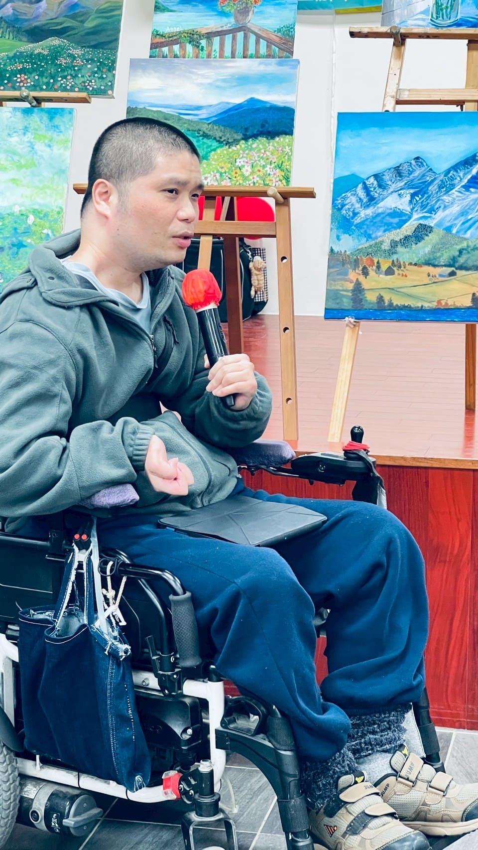 LINE_ALBUM_2025110期末餐會_202626期末餐會_260208_11