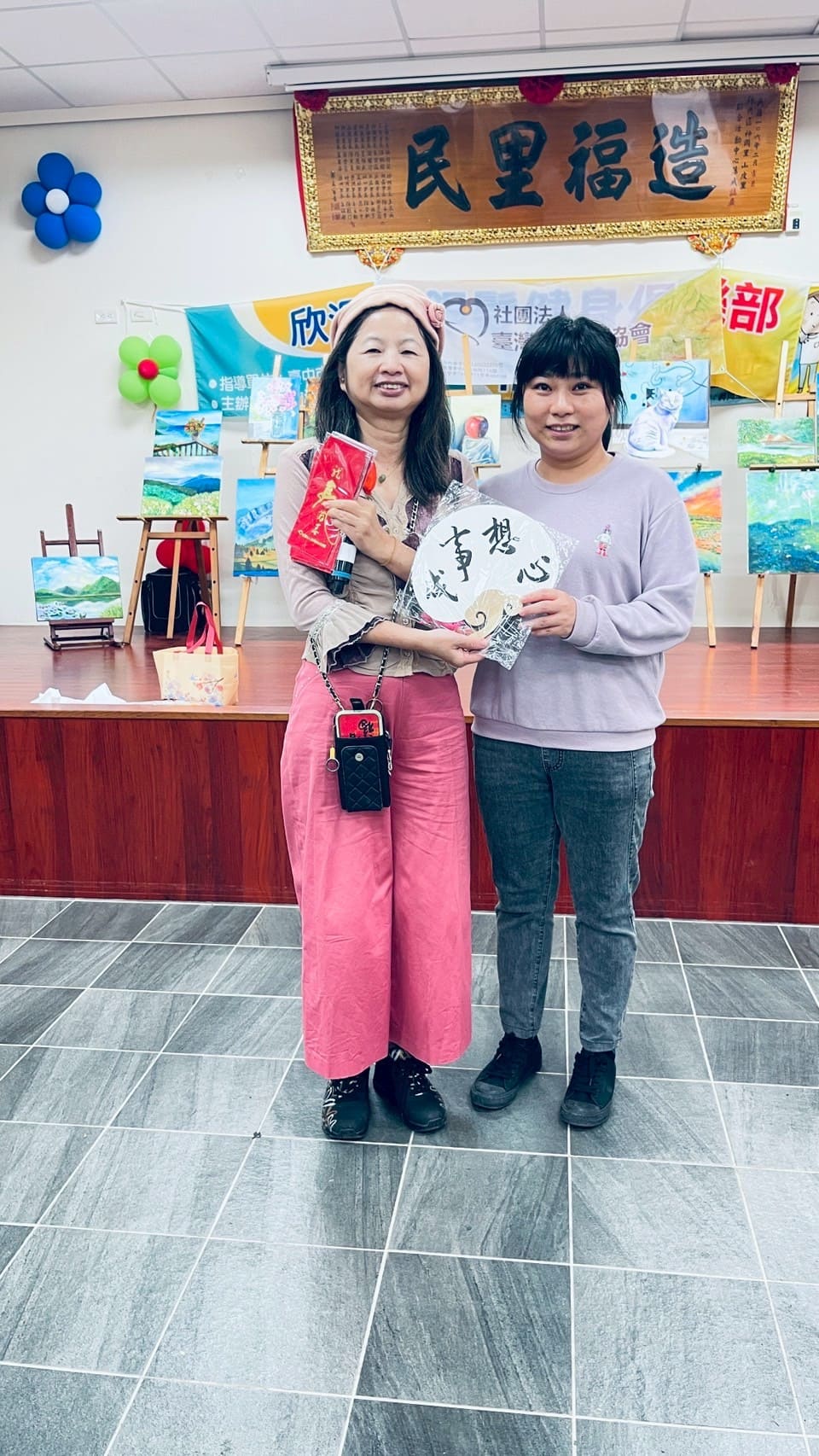 LINE_ALBUM_2025110期末餐會_202626期末餐會_260208_29