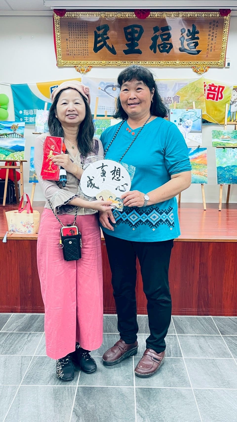 LINE_ALBUM_2025110期末餐會_202626期末餐會_260208_30