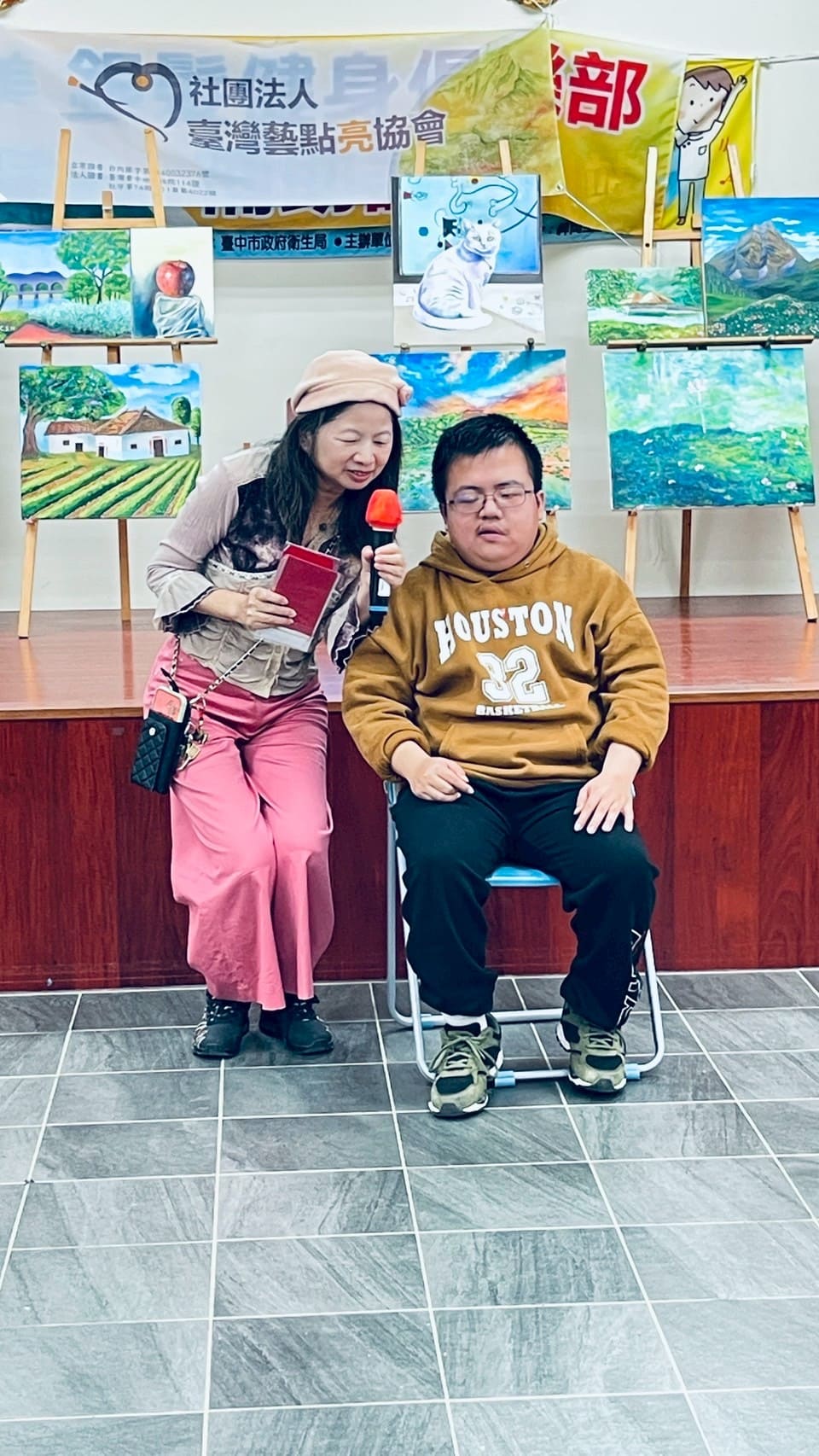 LINE_ALBUM_2025110期末餐會_202626期末餐會_260208_48