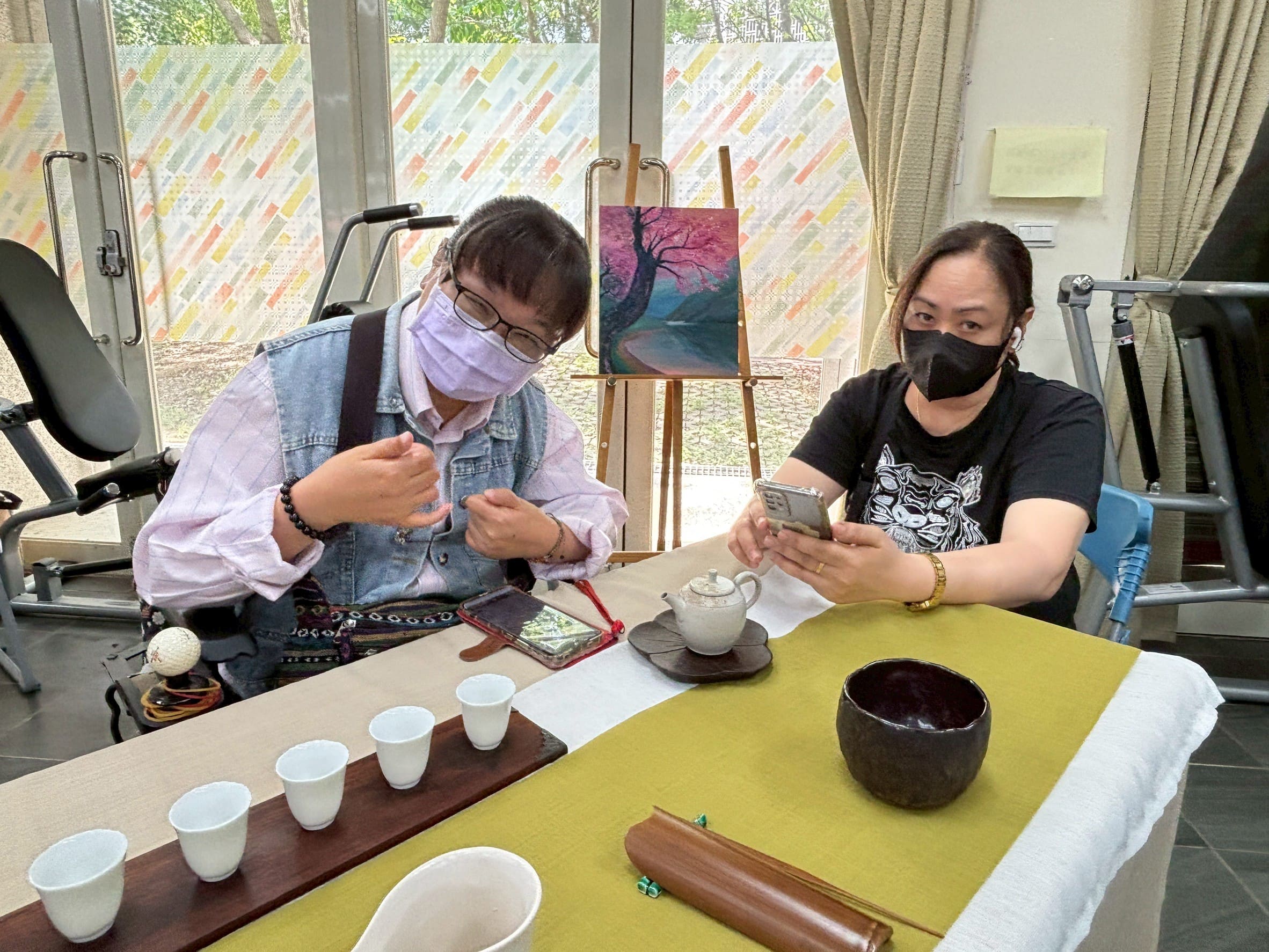 LINE_ALBUM_20260508寸草春暉感恩茶會_260509_6